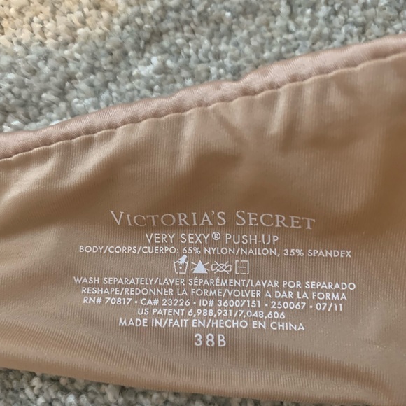 Victoria’s Secret Convertible Very Sexy Push up bra 38B beige. Padding removed - Picture 3 of 5